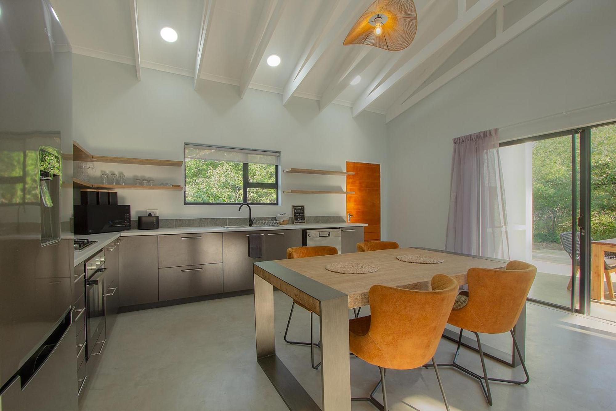 Maroela Safari House *